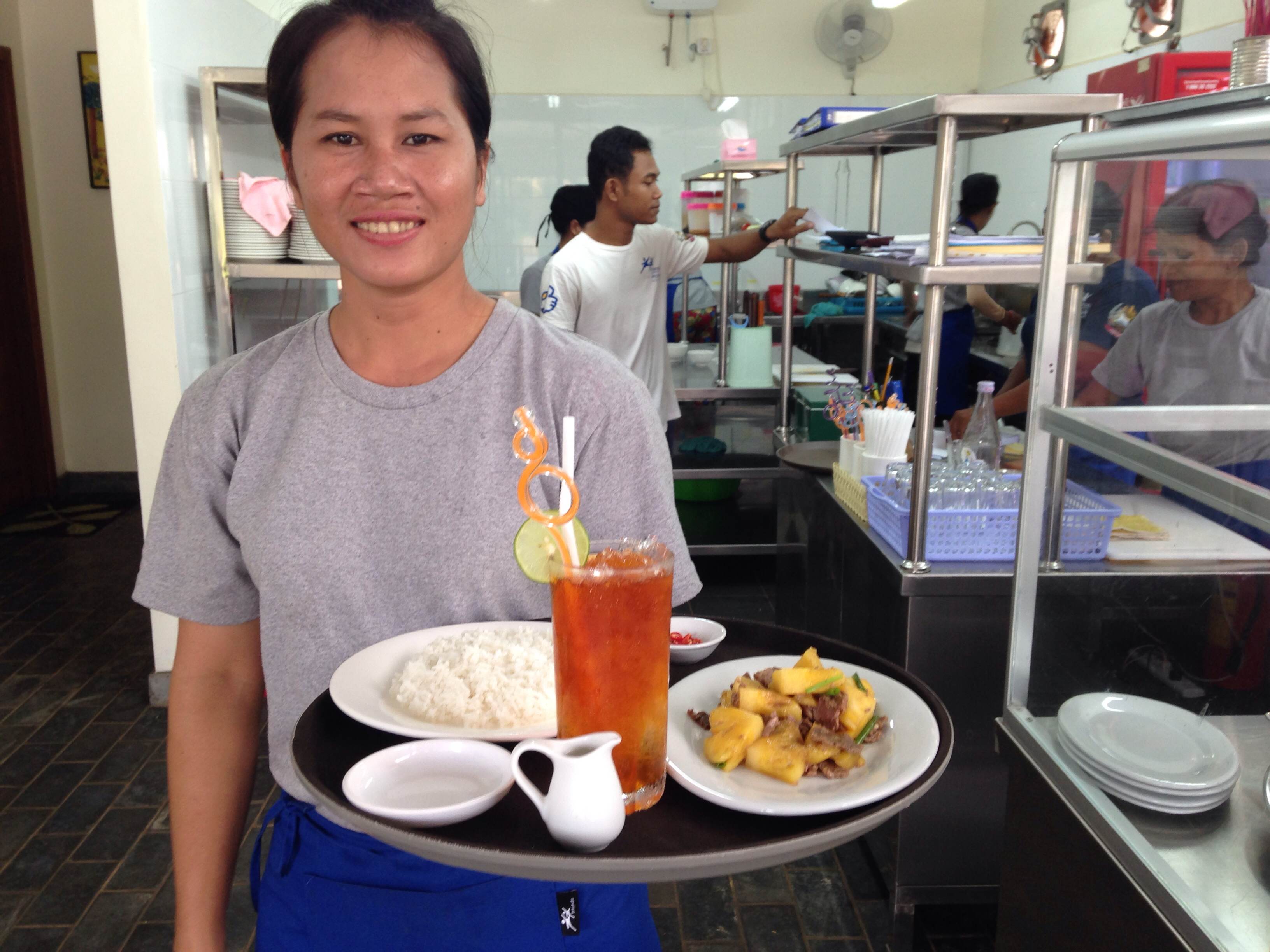 Formation professionnelle en restauration pour les mères marginalisées de Siem Reap