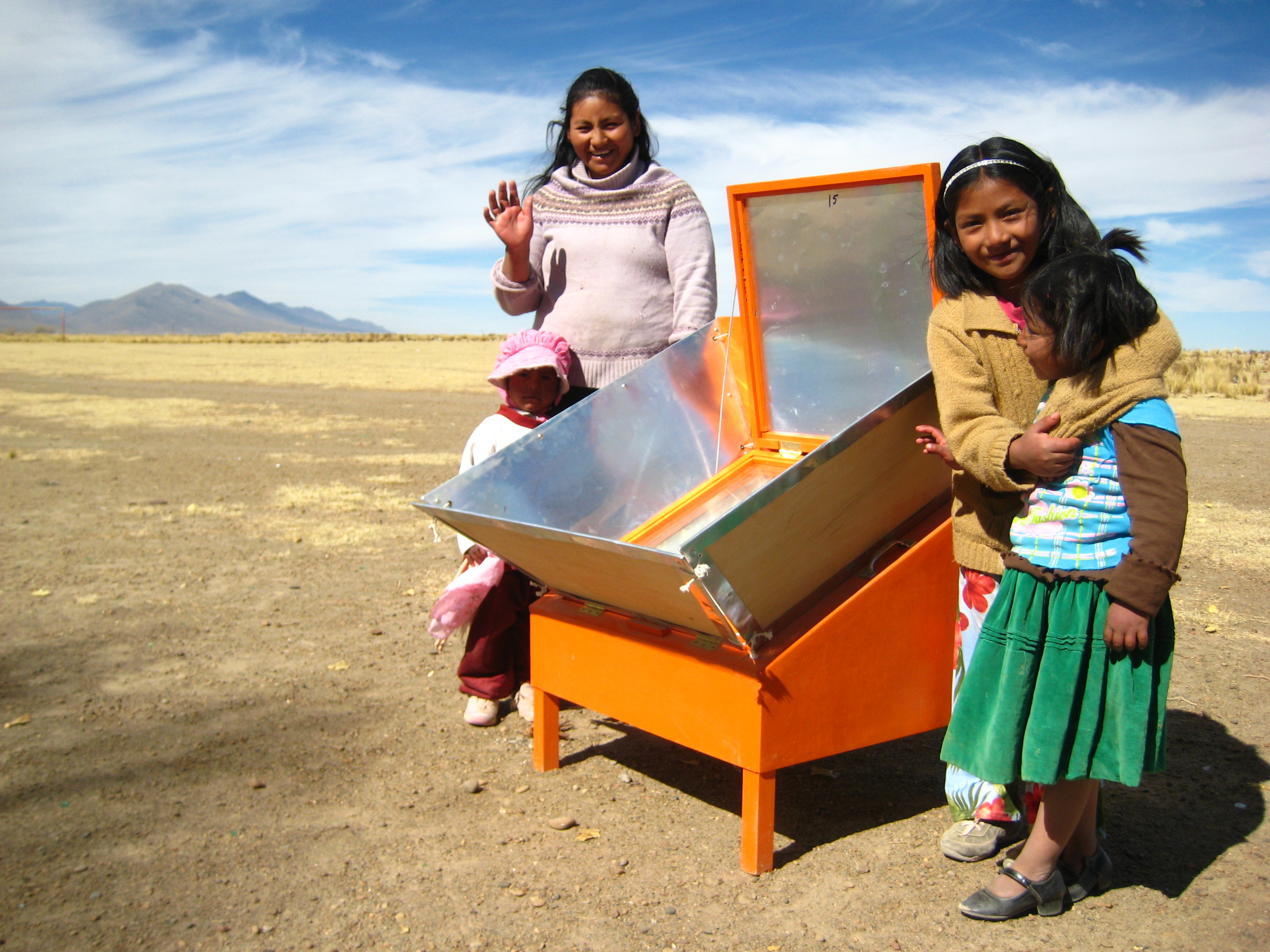 Favoriser l’autonomie énergétique et le développement économique des femmes défavorisées de La Paz, par la cuisson et le séchage solaire