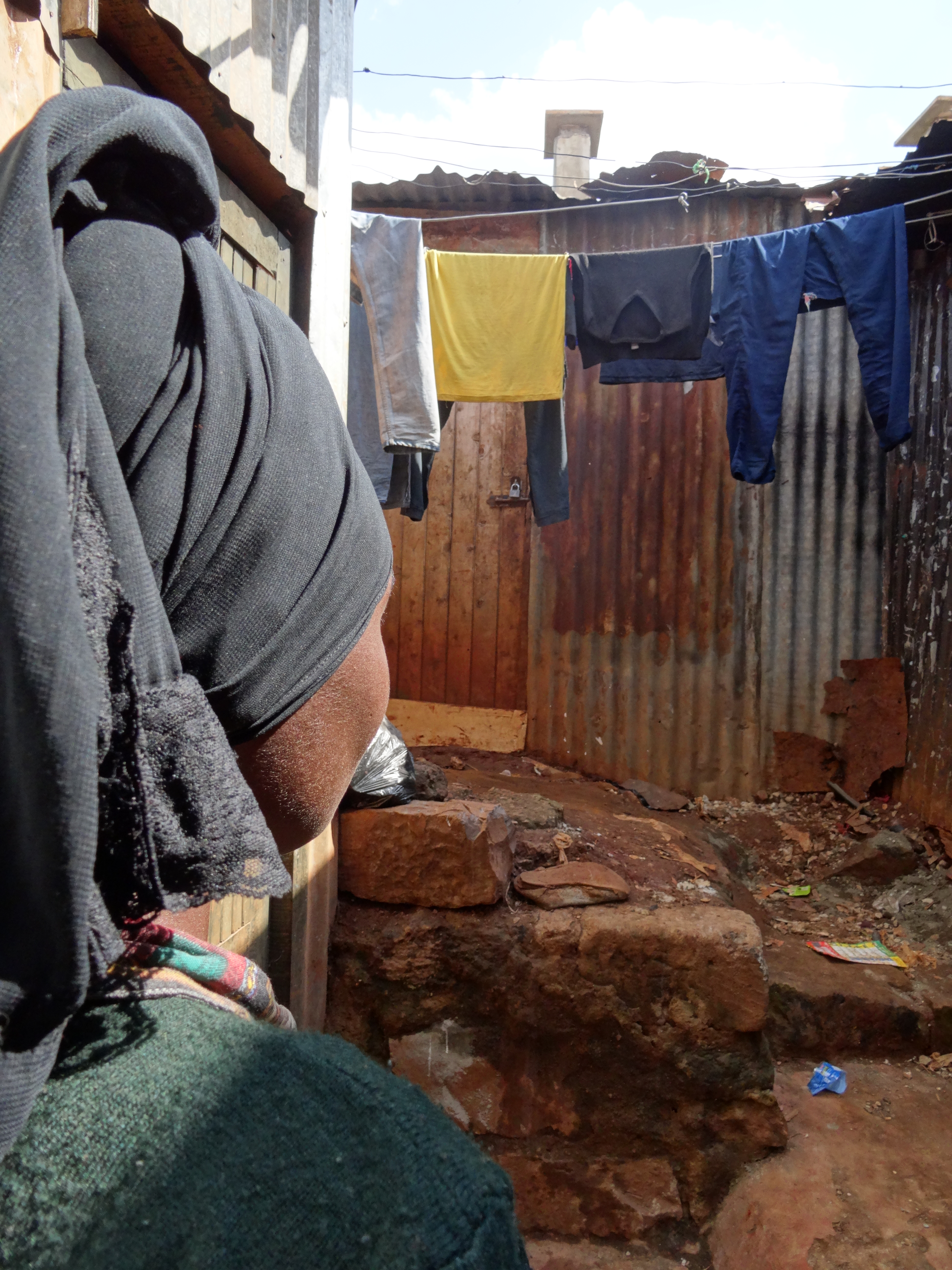 Construire ensemble un autre avenir : réinsertion des jeunes femmes en situation de prostitution