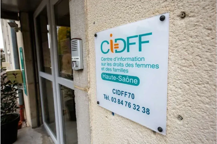 Renforcement de l’autonomie et de l’insertion des femmes et jeunes filles tziganes à Kaltenhouse