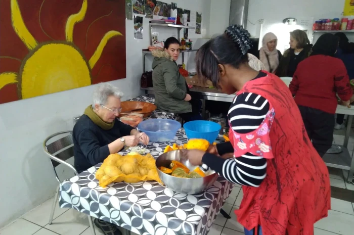 Accompagnement à l’insertion sociale et à l’accès aux droits des femmes et filles dans les quartiers prioritaires du Nord de l’Essonne