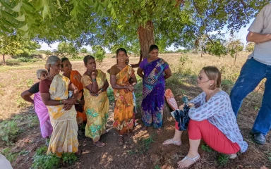 Soutenir des agricultrices vivant sous le seuil de pauvreté tout en favorisant l’adoption de pratiques agricoles durables en zone rurale