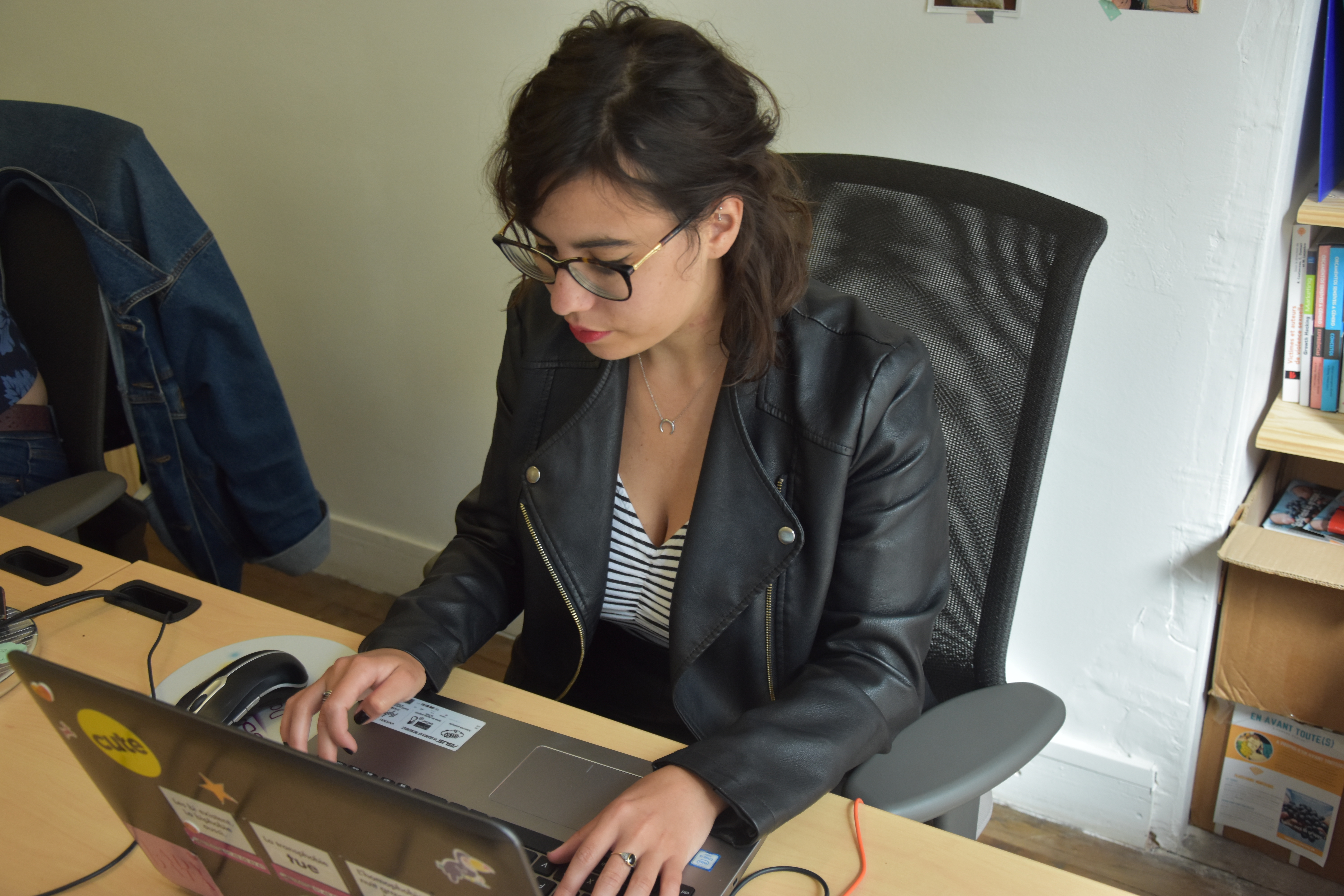 Soutien au renforcement du tchat www.commentonsaime.fr : une écoute à l’écrit pour accompagner les victimes de violences sexistes et sexuelles