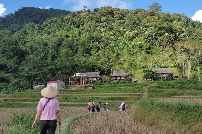 Promote leadership roles for female ethnic minorities, to manage and form sustainable and ecotourism programmes