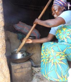 Accroître la résilience climatique des femmes par des solutions écoresponsables pour leurs activités génératrices de revenu.