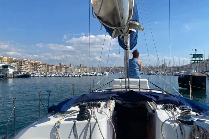 Sport-based empowerment and professional reintegration for women survivors of violence in France