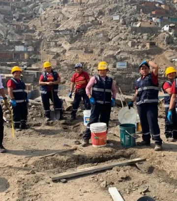 Training Women in Construction and Community Leadership in Lima