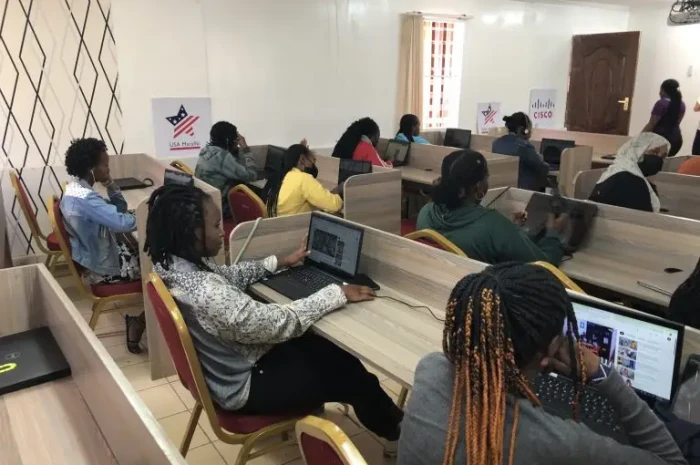 Autonomiser économiquement les femmes réfugiées de Kakuma via le numérique et le freelancing