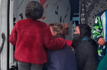 Accès aux droits et à l’autonomie des femmes exilées à la frontière franco-britannique