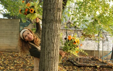Promoting the professional integration of women and gender minorities through artisanal floristry and holistic support